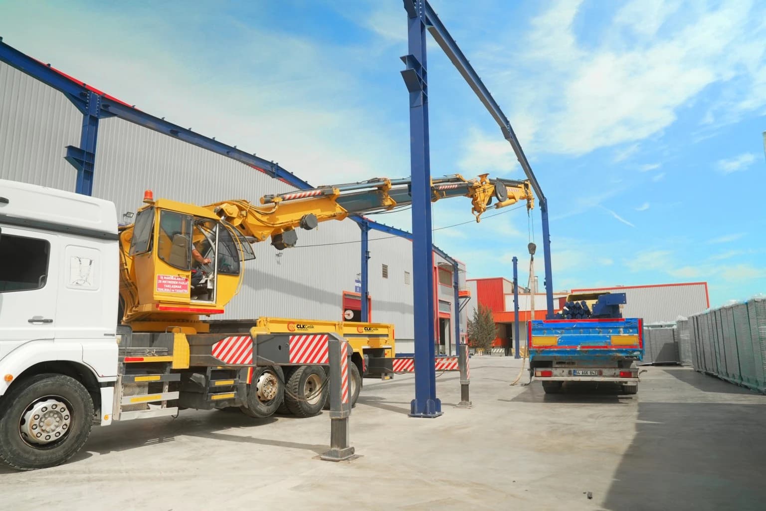 Lojistik hizmetleri sunan CLK Çelik Konstrüksiyon - Türkiye'nin en iyi çelik yapı firması